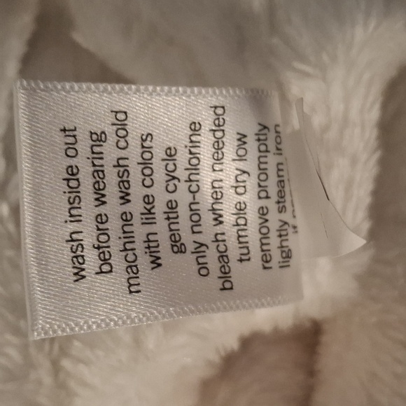 SO Women's Cream, Tan, And Gray Super Soft Oversized Casual Sweatshirt - Picture 9 of 9